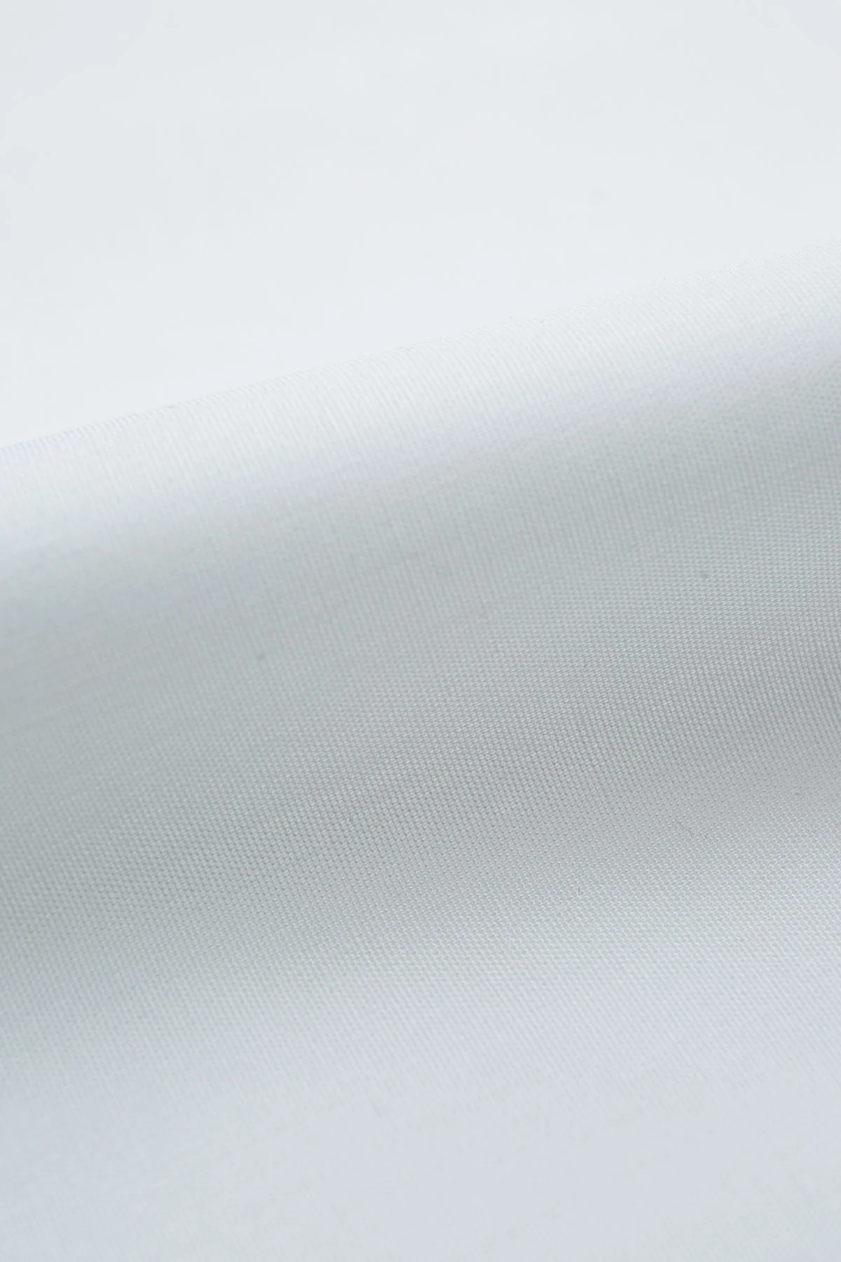 Alps Wrinkle Free White Poplin Fabric - Image 3