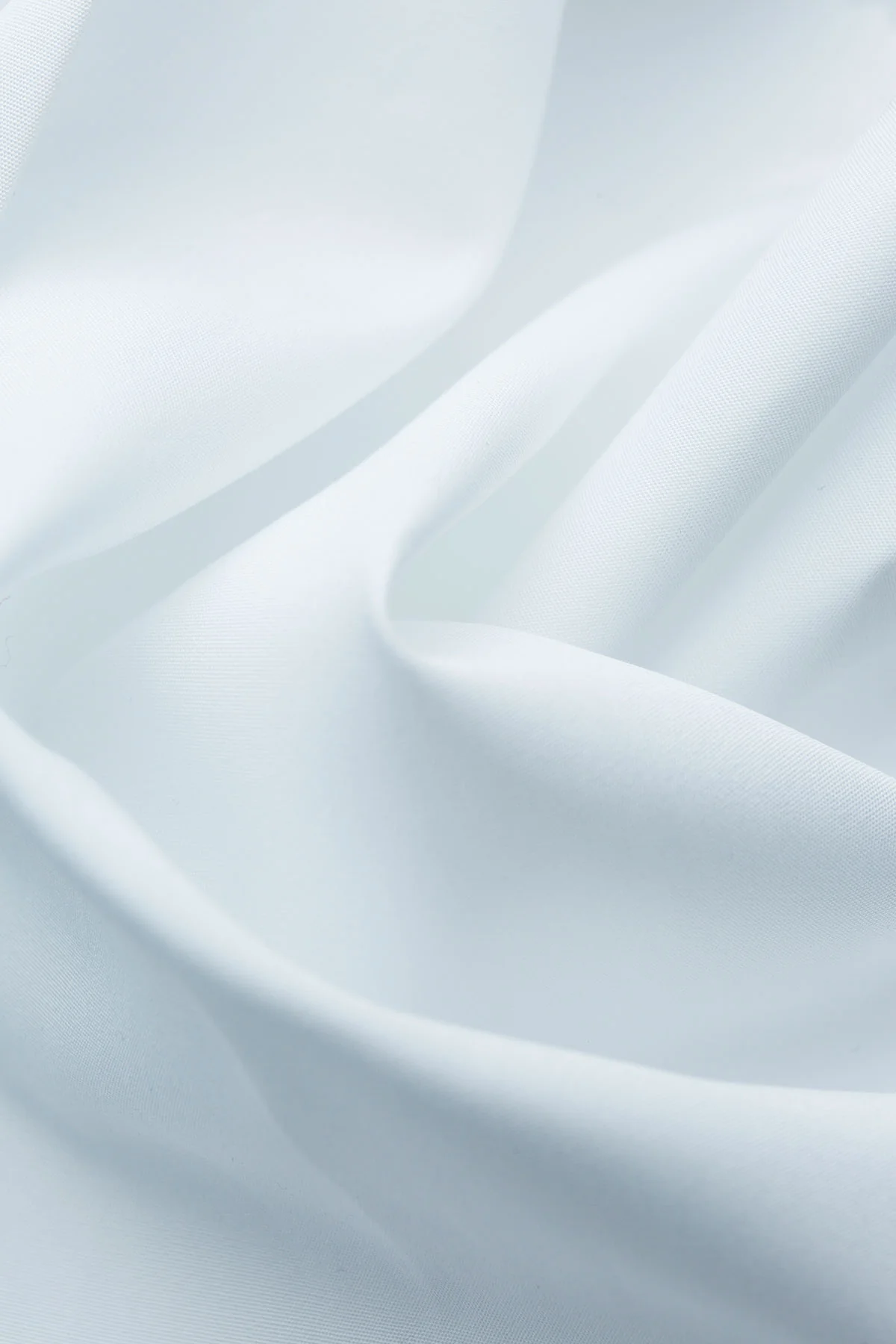Correale 140s White Poplin Fabric - Image 3